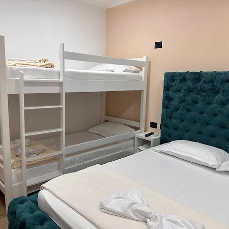 Bora Bora * Πρεμετή