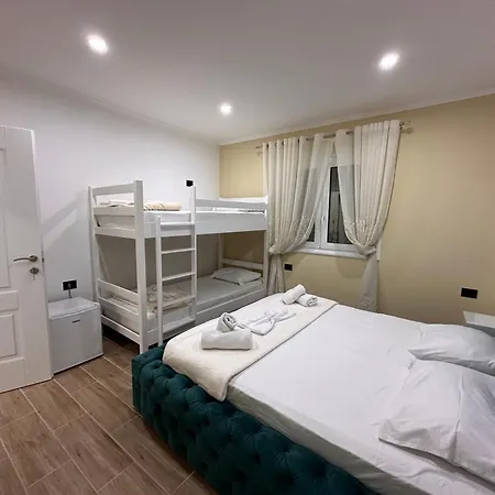 Πανσιόν Bora Bora Πρεμετή