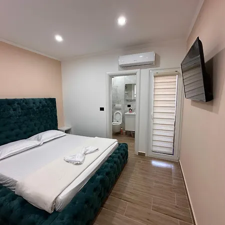 Bora Bora Πανσιόν *