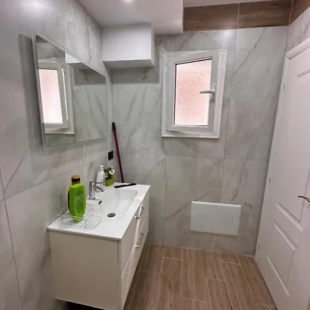 Bora Bora Πανσιόν