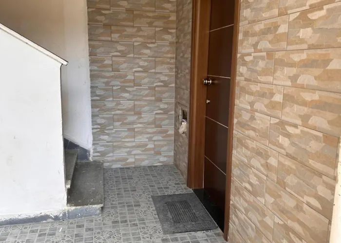 Bora Bora * Përmet